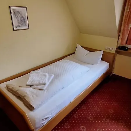 Restaurant Freihof فندق أوبيرهارميرسباخ