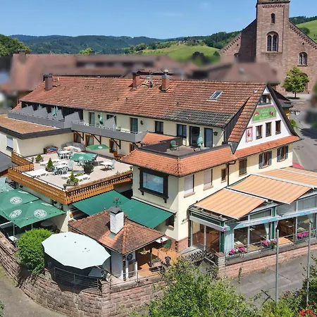 Restaurant Freihof מלון